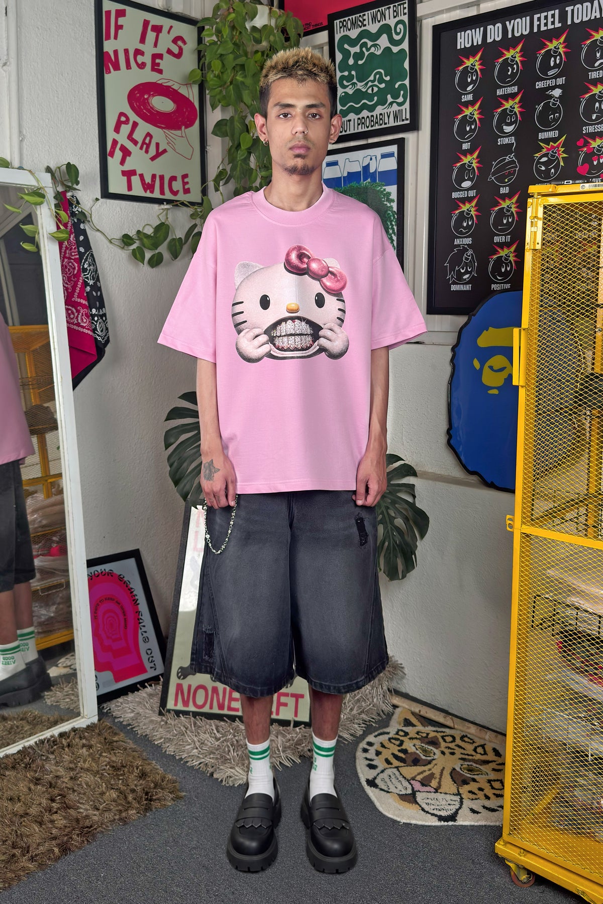 Kitty Got Ice