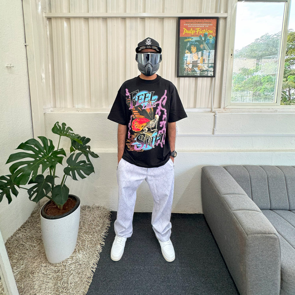 FEELS LIKE SH*T (BLACK)