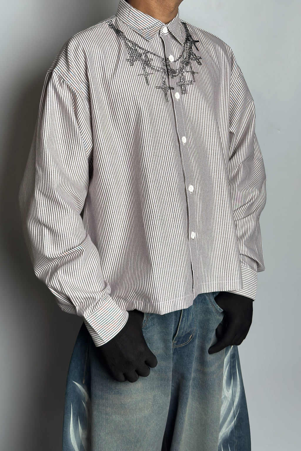 Cross Print Striped Cropped Boxy Shirt - Dark Grey Stripes