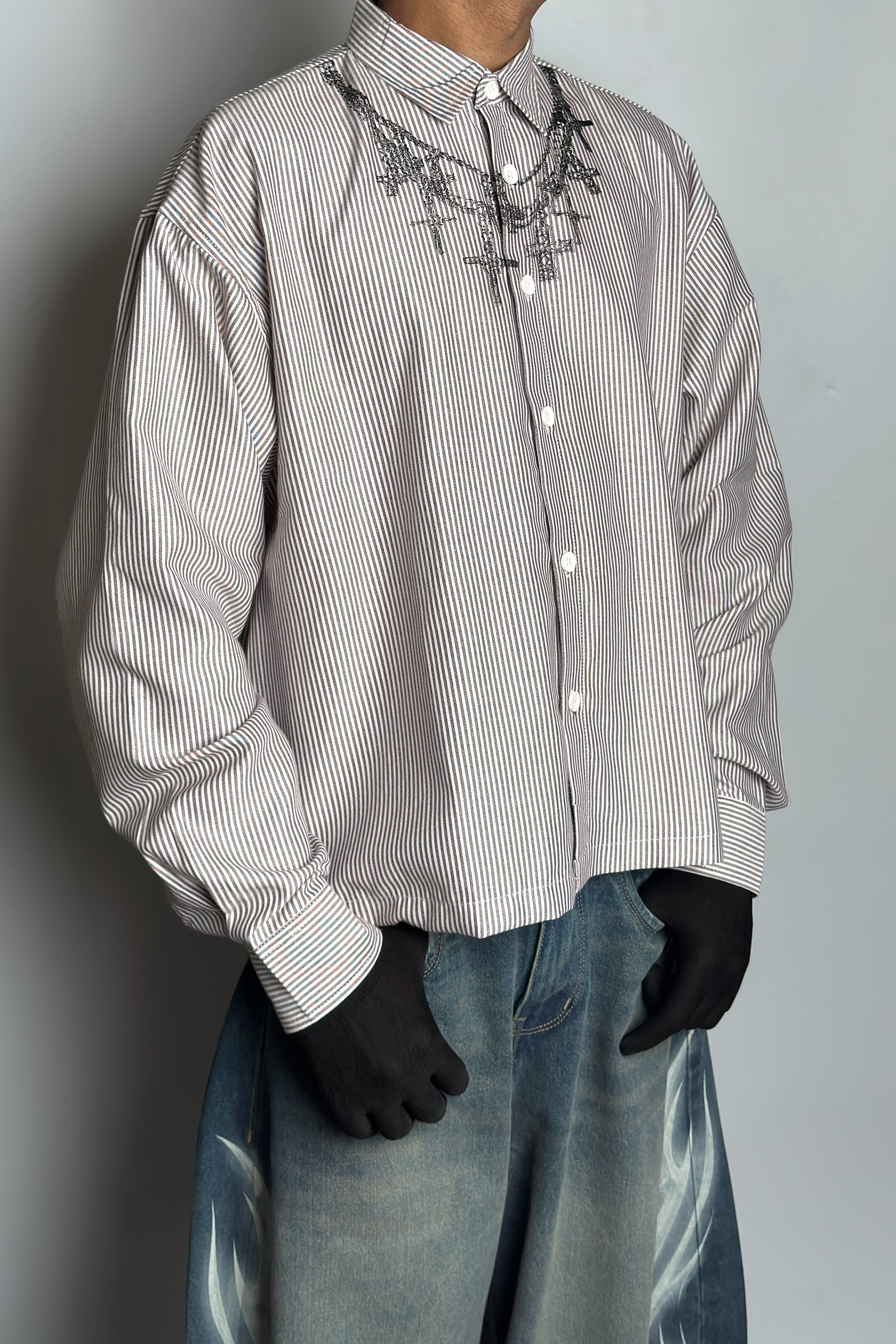 Cross Print Striped Cropped Boxy Shirt - Dark Grey Stripes